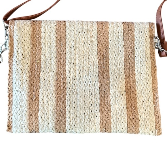 Cream & Tan Two Tone Straw & Sequin Clutch Wristlet or Crossbody Bag NWT - Picture 6 of 13